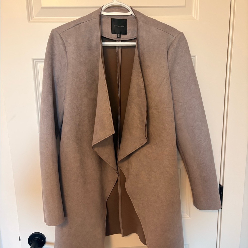 Dynamite Women's Beige Trench Coat